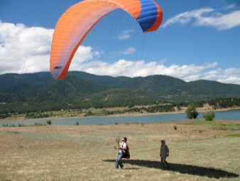 ground handling a paraglider